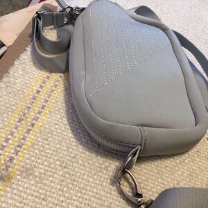 VOORAY Sidekick Crossbody Bag Preloved